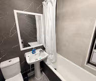 Modern 3-Bed Family Home Near Welsh Harp Hendon