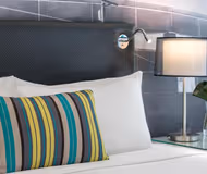 Oaks Melbourne on William Suites