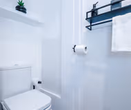 Ideal Group Stay | 3BR House for 8 | Parking