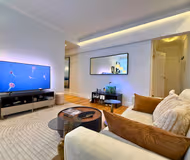 Cosy Mayfair Hideout on Prestigious Street