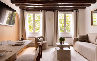 2-Bedroom Apartment in Les Halles District, Paris