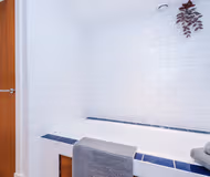 Modern 2BR Flat for 6 | Manchester | Full Kitchen