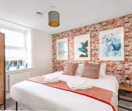 Cosy bed at Apt 4 Eastgate House