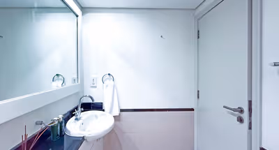 Serviced apartment at 3A Street