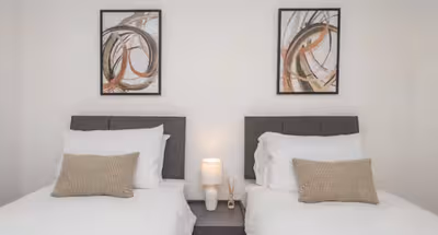 3 Bedroom Apartment in Stratford