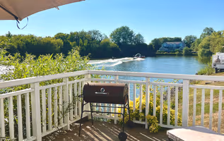 Lake View | Cotswolds | Near Cirencester