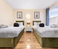 Stylish 4 Bedroom Home in London