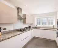 Cressex Square 4BR