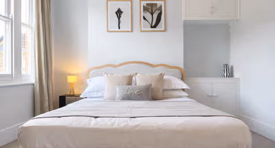 Hill View - Spacious 4 Bedroom House