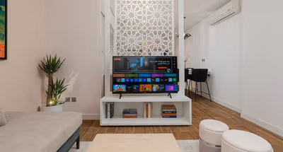 One Bedroom Trendy apartment in Almughrizat