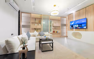 Elegant Contemporary Apartment – Alwadi Road