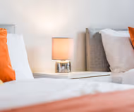 Serviced 2 Bed Apartment | Hammersmith | WiFi | Desk space