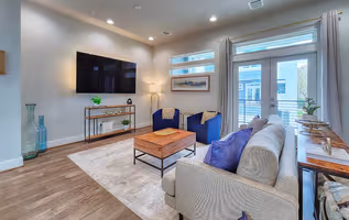 Independence Heights Lane Apartment