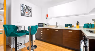 Upper Marshal 1F 2BR