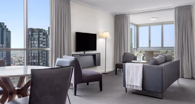 Oaks Brisbane Festival Suites