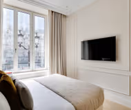 Dream Parisian Residence On Rue De Rivoli – Steps From The Louvre