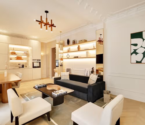 Dream Parisian Residence On Rue De Rivoli – Steps From The Louvre