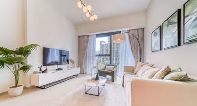 Contemporary Serviced Apartment in Downtown