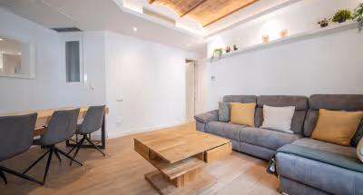 Balmes serviced apartment