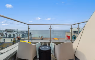 Green Diamond Apartments