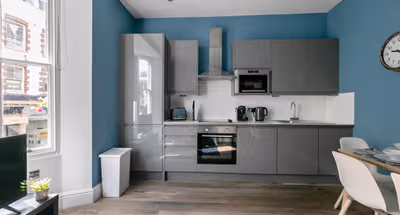 2BR Brighton Lanes Gem | 3 mins to Beach