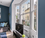 2BR Brighton Lanes Gem | 3 mins to Beach