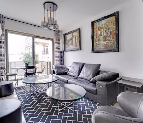 Avenue Montaigne Serviced Apartment