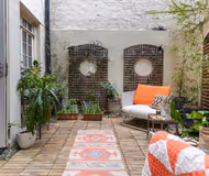 Elegant Hyde Park Flat with King Bed & Patio