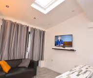 Newly refurbished 3 bedroom house London