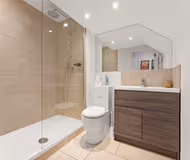 Canal-View London 2BR Flat Near Victoria Park