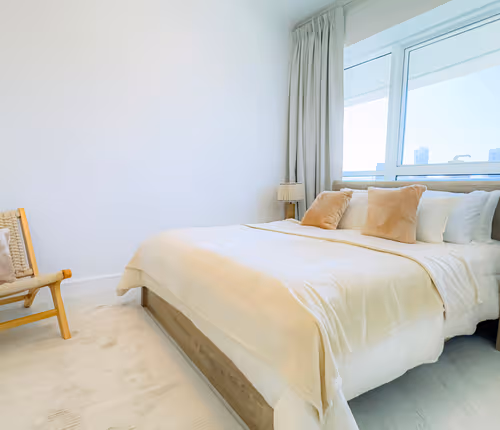 Serviced Apartment Nr Almas East lake