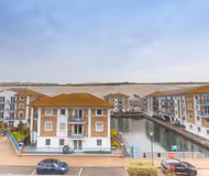 2BR Brighton Marina Apt | Balcony, Beach & Parking