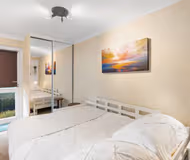 Charming Brighton 1BR Flat w/ Garden Near Beach