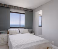 Ocean-view Apartment