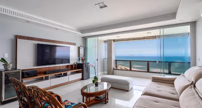 Ocean-view Apartment