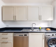 32 Cotswold Road North