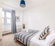32 Cotswold Road North