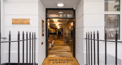 Mayfair Penthouse With Roof Terrace