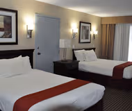 Clearbrook Rd Aparthotel