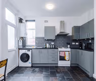 46 Clayton Hall Road