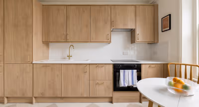 Stylish West Kensington Duplex with Modern Comforts