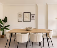 Stylish West Kensington Duplex with Modern Comforts