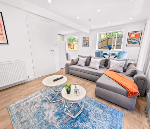 4 bedroom  Greenbank