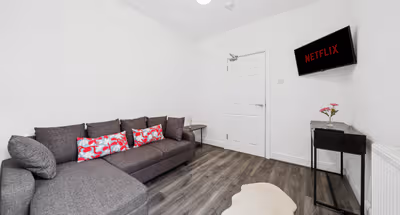 The Bell 5 bed