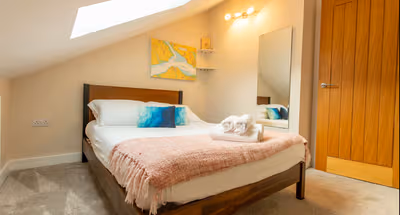Chesil Beach Mews apart