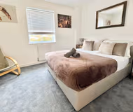 Large 3 Bedroom Home with Parking