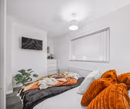 Grove Haus  Modern & Spacious 4BR | Suburb