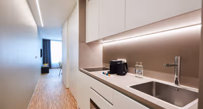 Rue Adolphe Fischer Serviced Apartments, Gare