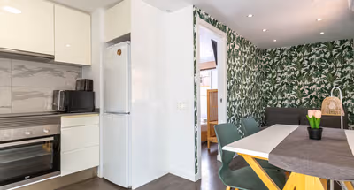 Carrer de Serviced Apartment