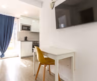 Carrer Sant Serviced Apartment